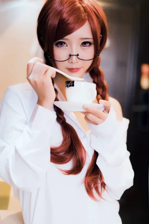 面饼仙儿《小女友2》主题写真：33张全套美图