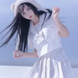 过期米线线喵《天台JK》主题写真：58张全套美图
