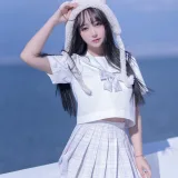 过期米线线喵《天台JK》主题写真：58张全套美图