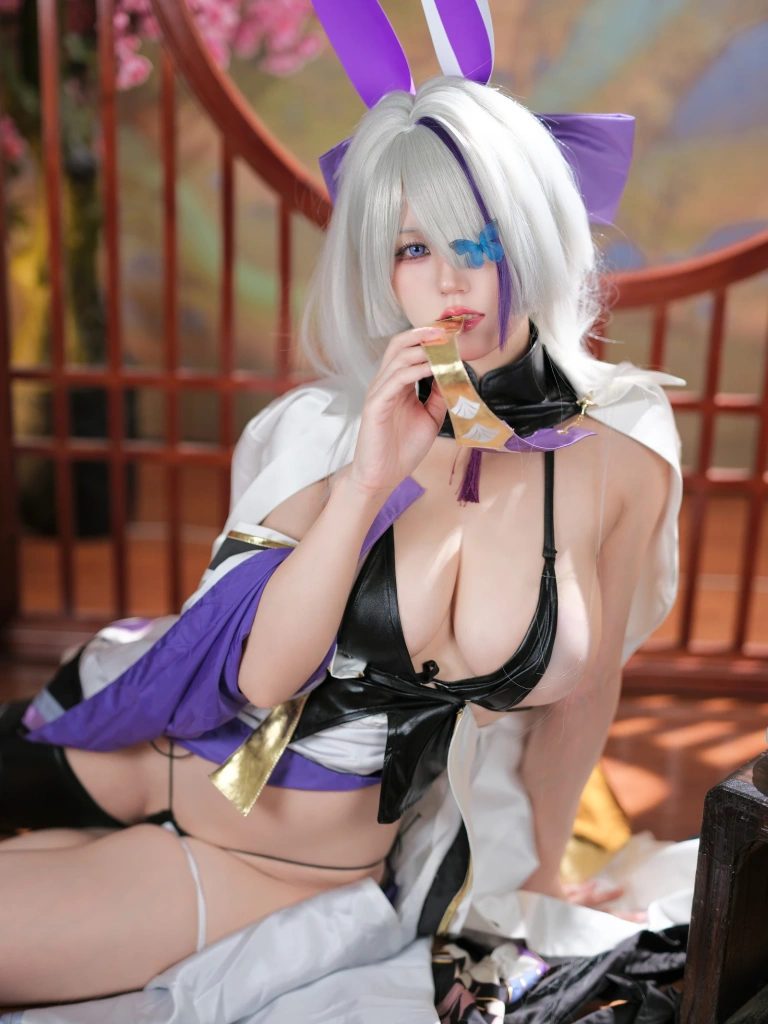 小仓千代《[Patreon] 2023年10月套图会员合集》主题写真：111张全套美图