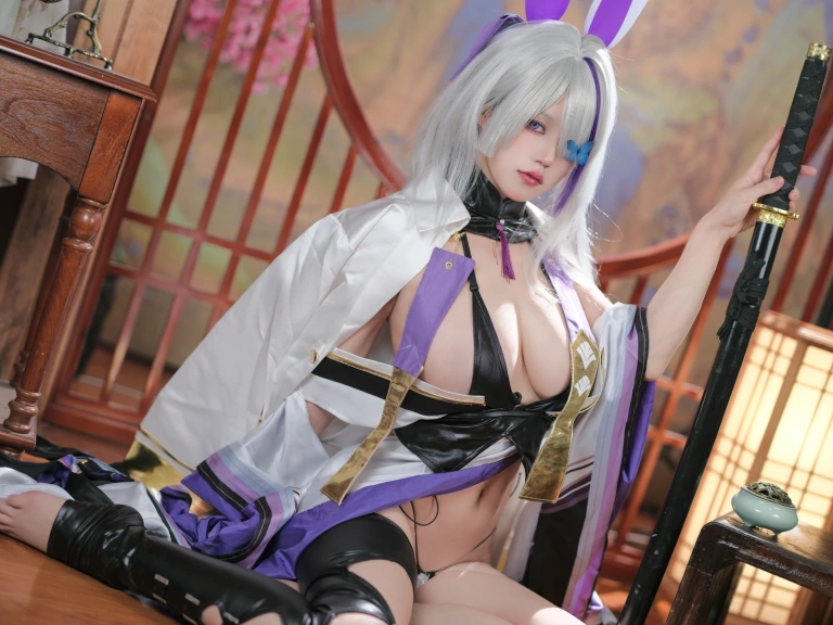 小仓千代《[Patreon] 2023年10月套图会员合集》主题写真：111张全套美图