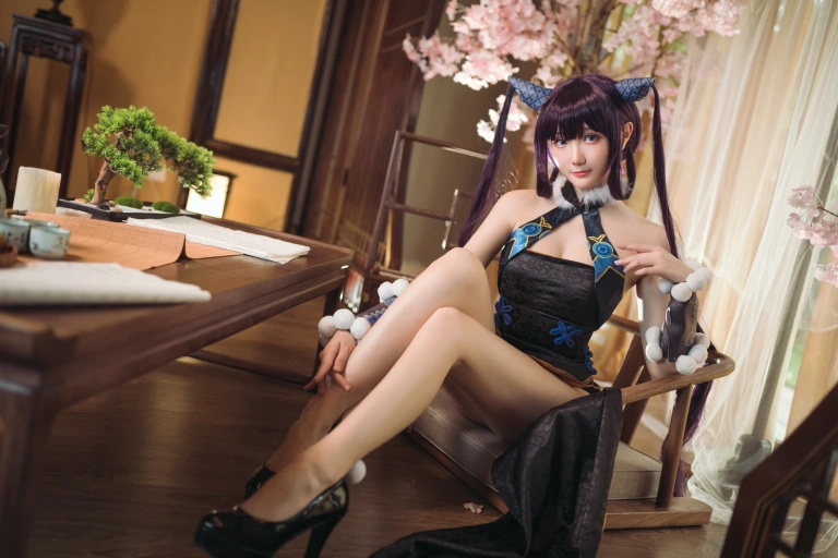 瓜希酱《杨贵妃》主题写真：28张全套美图