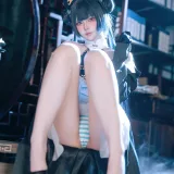 屿鱼《蔚蓝档案 妃咲同人护士》主题写真：65张全套美图