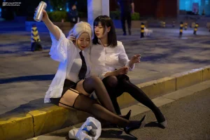皮皮奶&穆零Mu0《百合OL》主题写真：51张全套美图