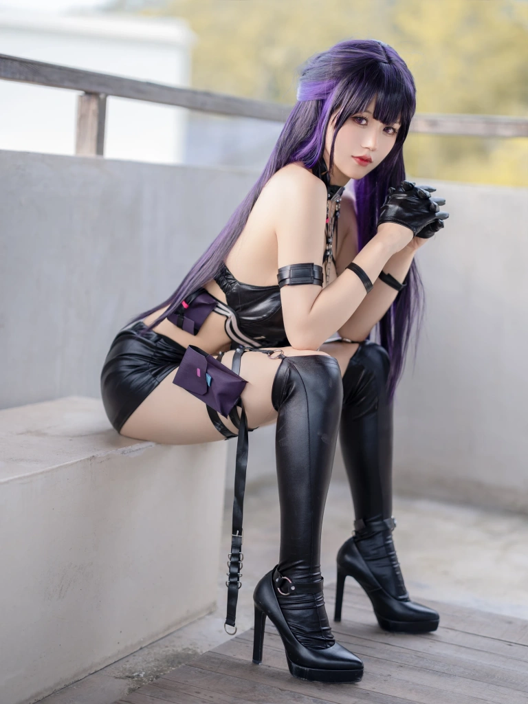 小仓千代《[Patreon] 2023年12月套图会员合集》主题写真：131张全套美图
