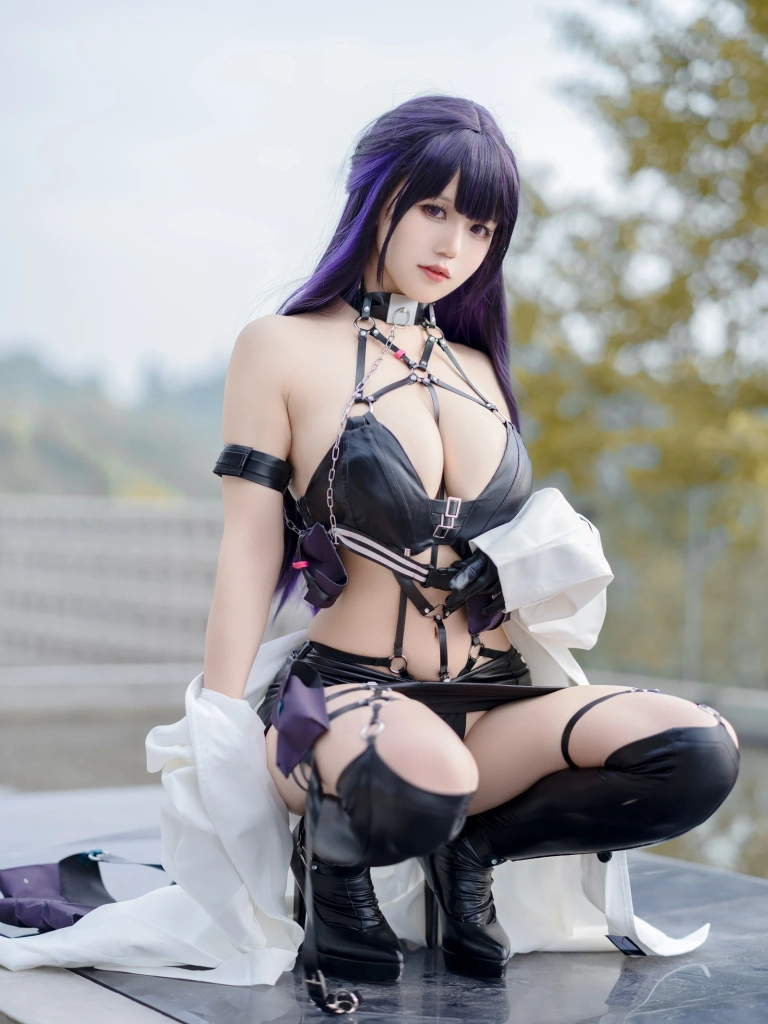 小仓千代《[Patreon] 2023年12月套图会员合集》主题写真：131张全套美图