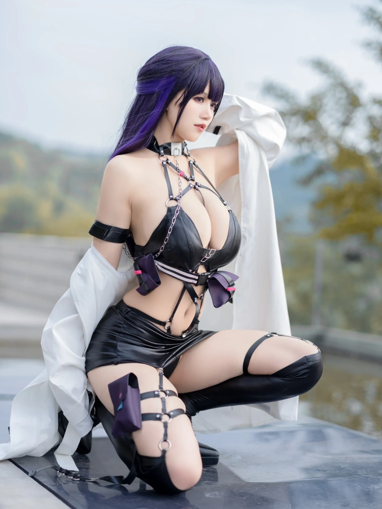 小仓千代《[Patreon] 2023年12月套图会员合集》主题写真：131张全套美图
