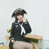 依酱《爱岩》主题写真：14张全套美图