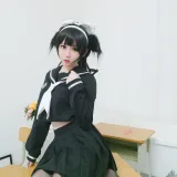 依酱《爱岩》主题写真：14张全套美图