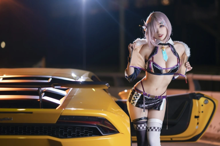 周叽是可爱兔兔《玛修赛车》主题写真：21张全套美图