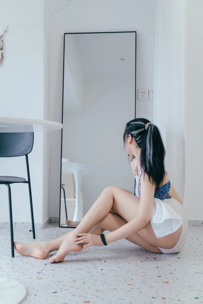 轩萧学姐《NO.06 – 竞泳》主题写真：27张全套美图