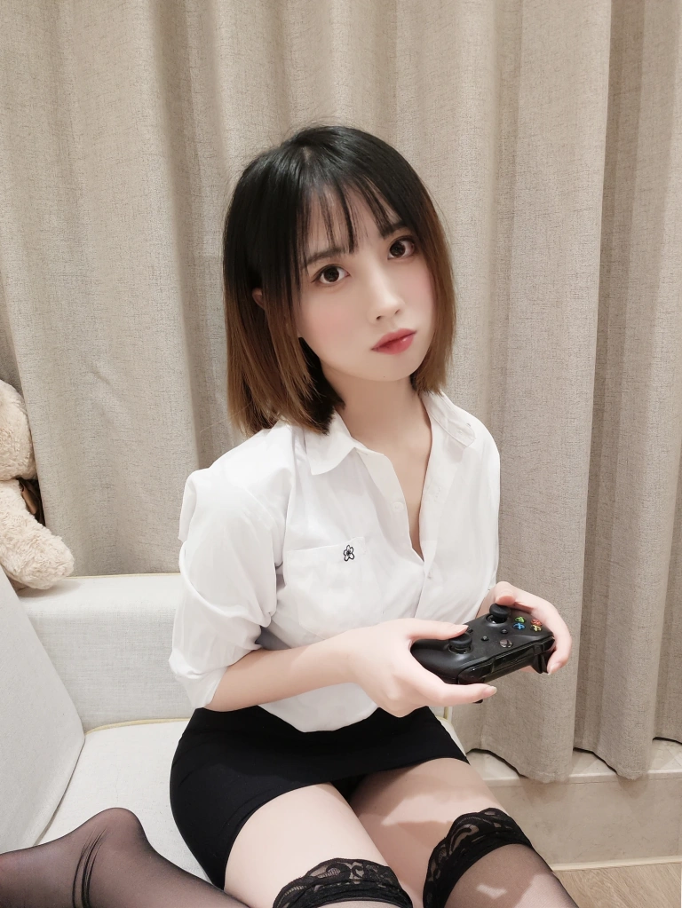 念雪《OL系列》主题写真：20张全套美图