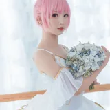 面饼仙儿《小圆芭蕾》主题写真：12张全套美图
