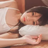 桜桃喵《桜桃未熟1 小背心换水手服》主题写真：144张全套美图