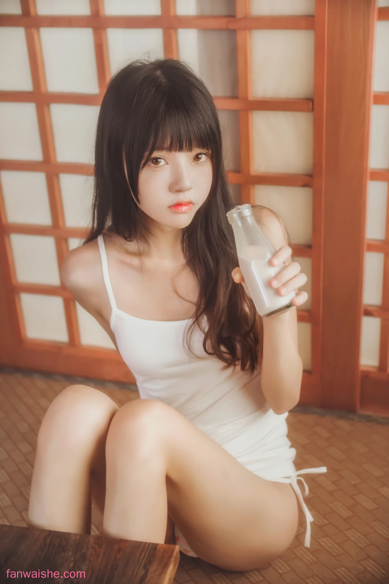 桜桃喵 桜桃喵 NO.070 - 桜桃未熟1 小背心换水手服
