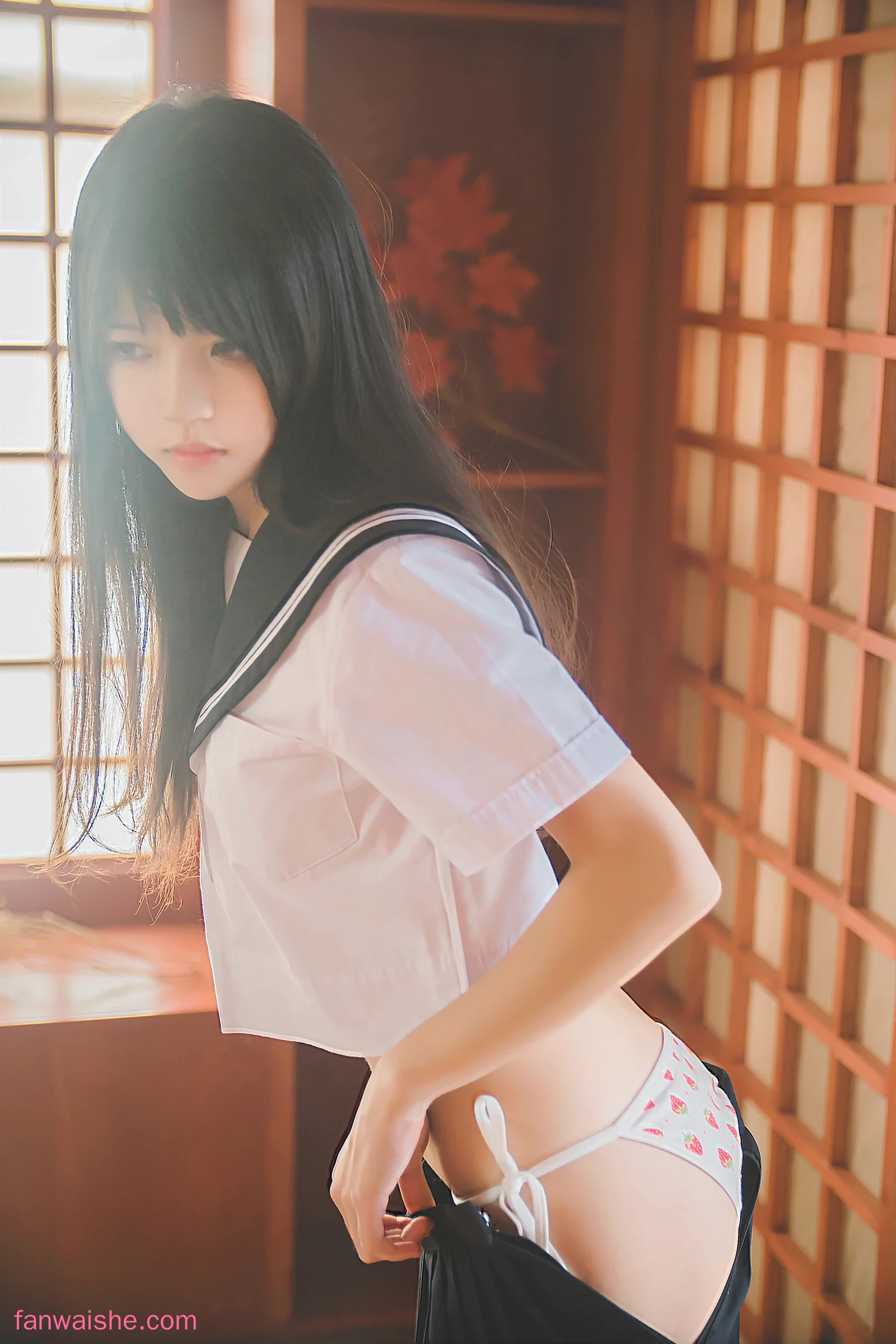 桜桃喵 桜桃喵 NO.070 - 桜桃未熟1 小背心换水手服