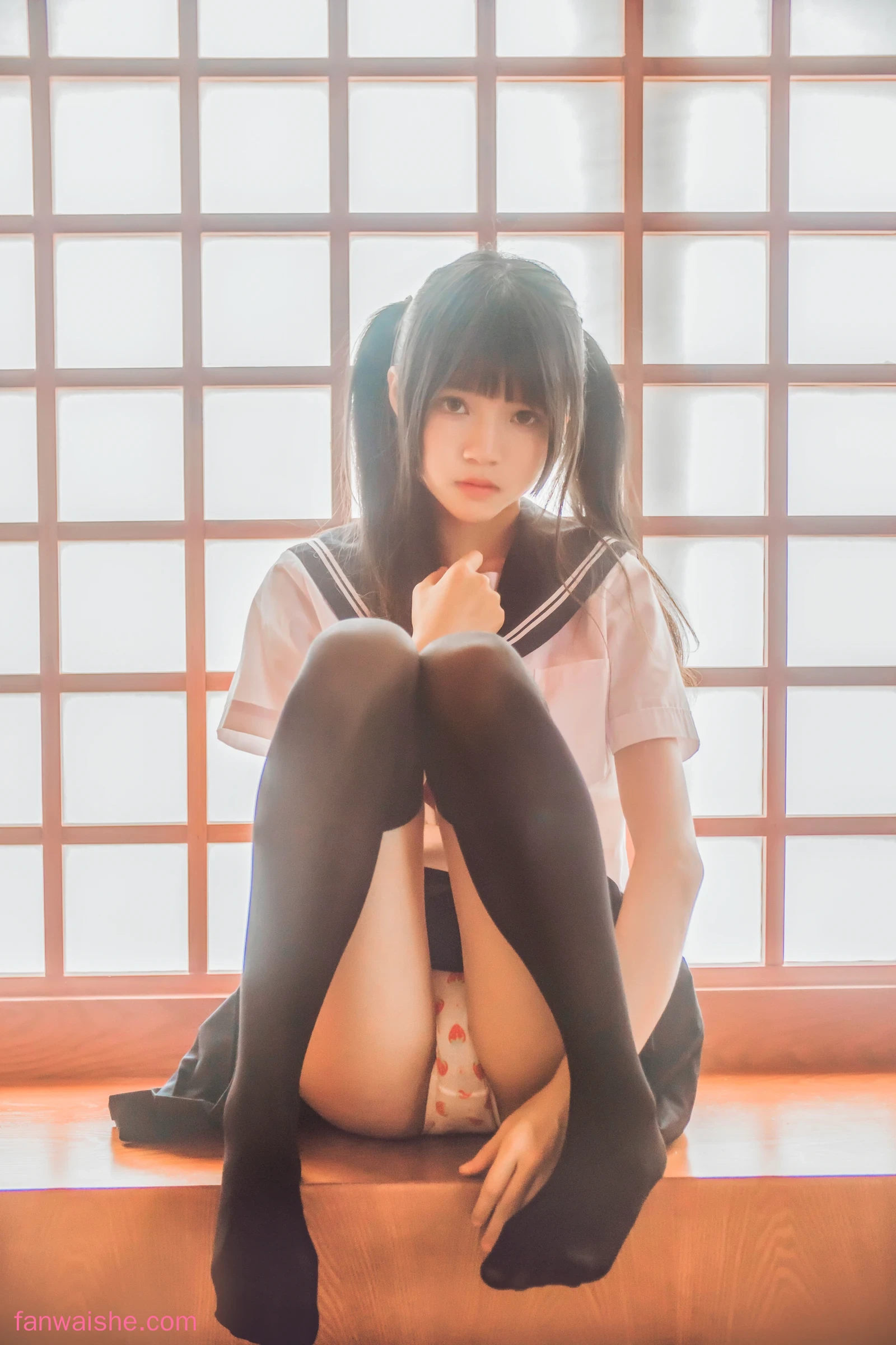 桜桃喵 桜桃喵 NO.070 - 桜桃未熟1 小背心换水手服