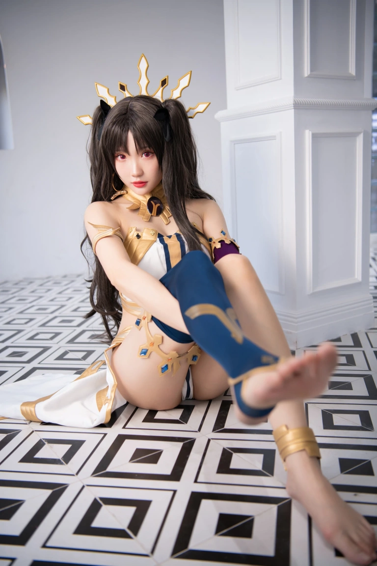 瓜希酱《伊什塔尔》主题写真：22张全套美图
