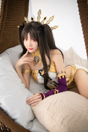 瓜希酱《伊什塔尔》主题写真：22张全套美图