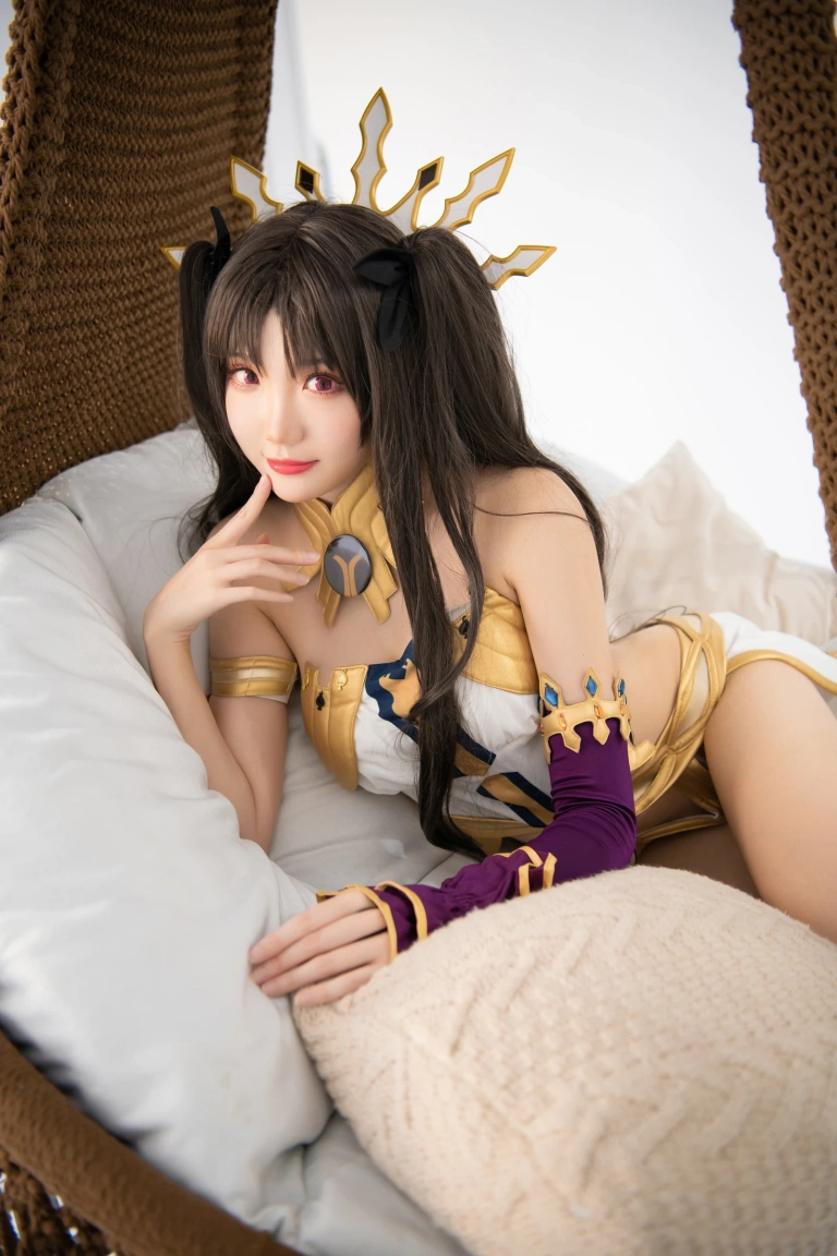 瓜希酱《伊什塔尔》主题写真：22张全套美图