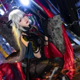 阿包也是兔娘《2月舰长 埃吉尔》主题写真：26张全套美图
