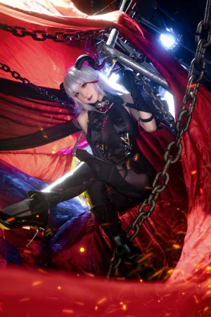 阿包也是兔娘《2月舰长 埃吉尔》主题写真：26张全套美图