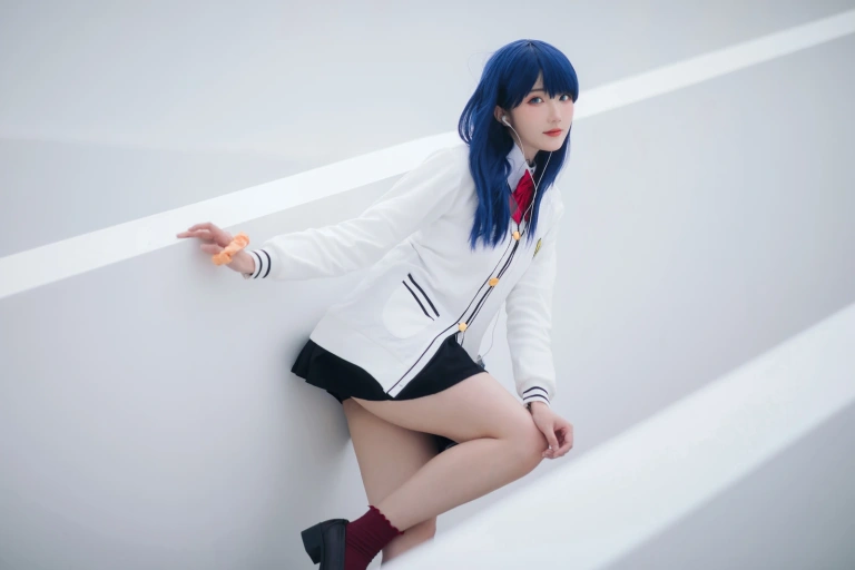 瓜希酱《宝多六花 制服》主题写真：16张全套美图