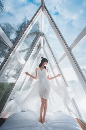 木棉棉《水波温柔》主题写真：24张全套美图
