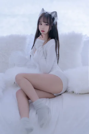 过期米线线喵《小狼》主题写真：56张全套美图