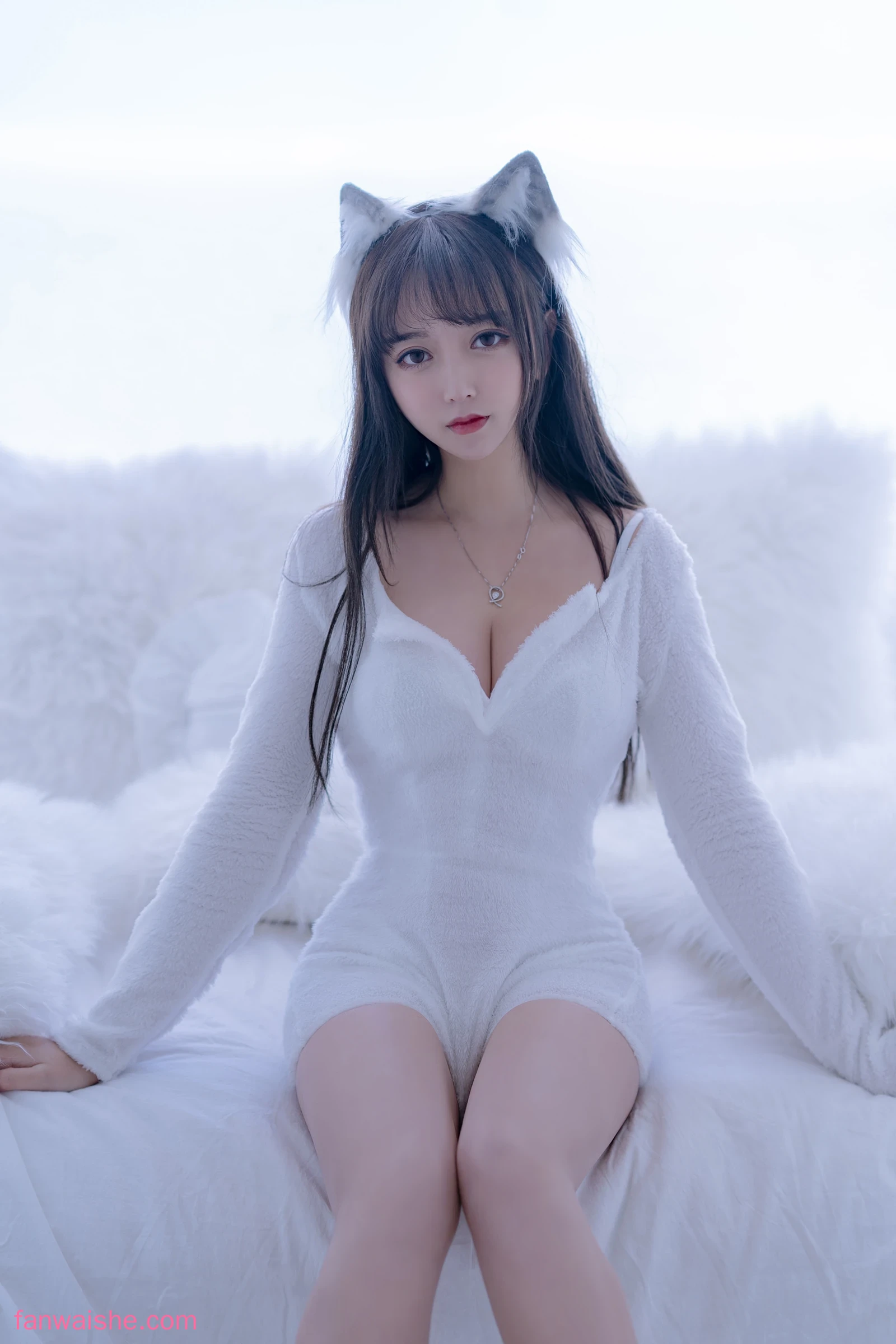 过期米线线喵 过期米线线喵 NO.071 - 小狼