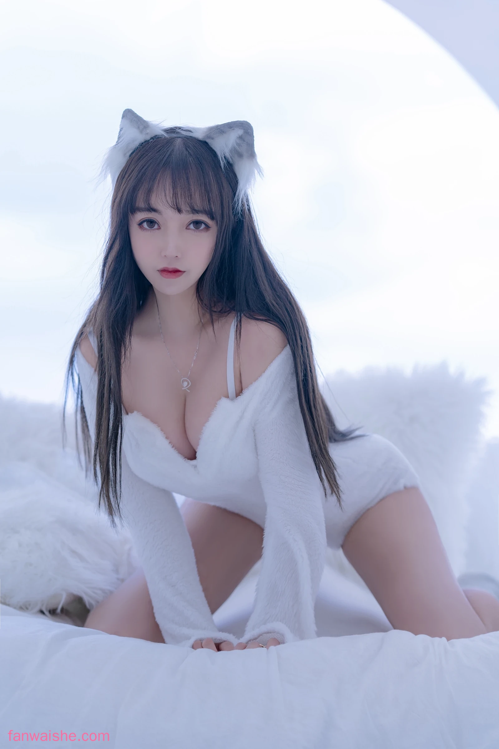 过期米线线喵 过期米线线喵 NO.071 - 小狼
