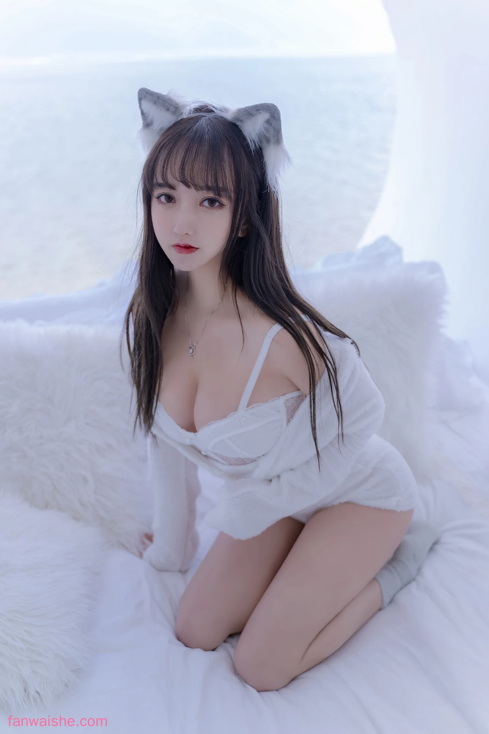 过期米线线喵 过期米线线喵 NO.071 - 小狼