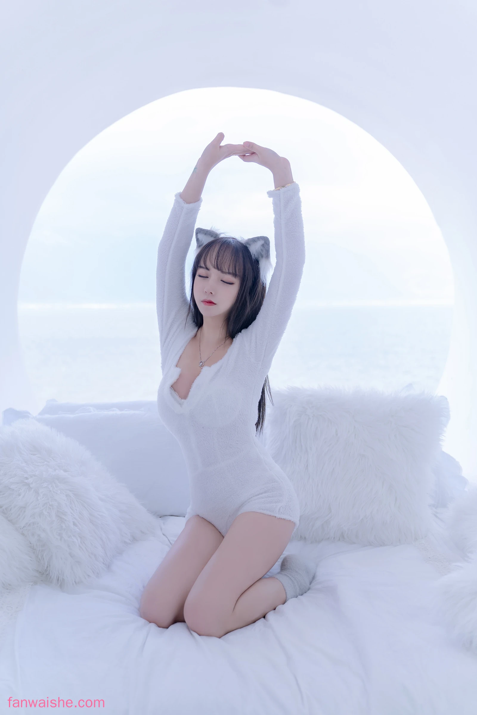 过期米线线喵 过期米线线喵 NO.071 - 小狼