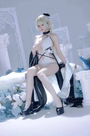 屿鱼《碧蓝航线 可畏同人礼服》主题写真：63张全套美图