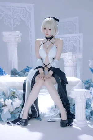 屿鱼《碧蓝航线 可畏同人礼服》主题写真：63张全套美图