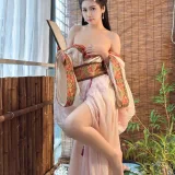不呆猫《B站舰长福利》主题写真：129张全套美图，含2个视频