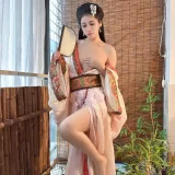 不呆猫《B站舰长福利》主题写真：129张全套美图，含2个视频