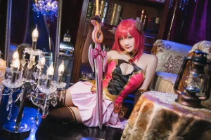 瓜希酱《公主连结 支仓伊绪》主题写真：22张全套美图