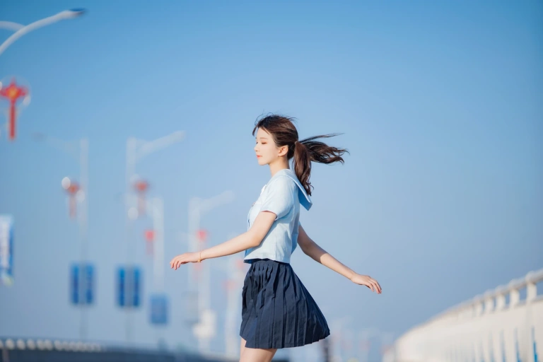 桜桃喵《蔚蓝》主题写真：33张全套美图