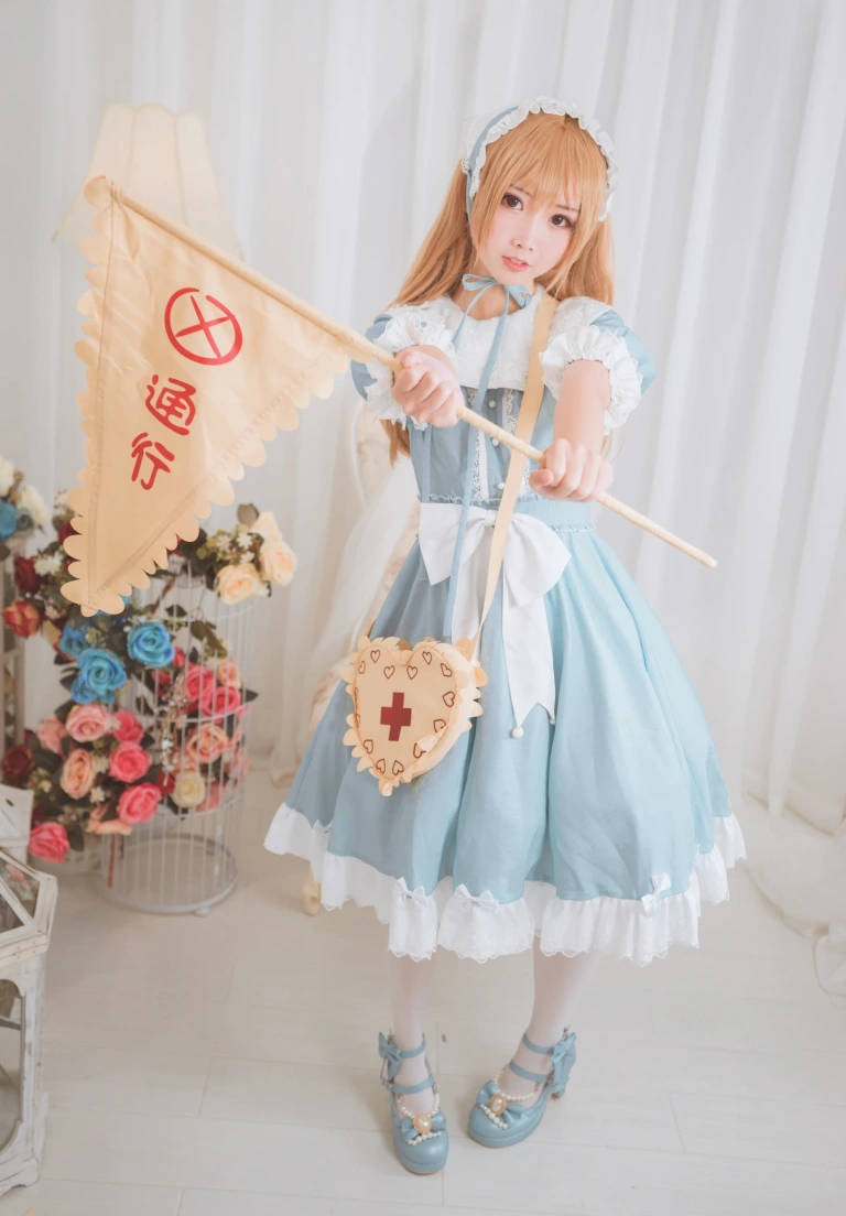 面饼仙儿《血小板lolita》主题写真：13张全套美图