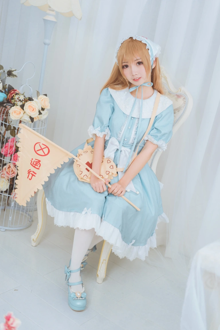 面饼仙儿《血小板lolita》主题写真：13张全套美图