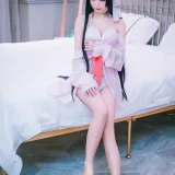 面饼仙儿《鲟睡衣》主题写真：17张全套美图