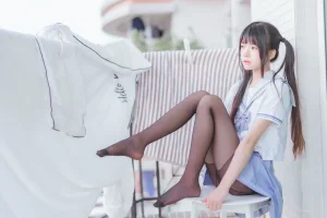 桜桃喵《桜桃未熟2 黑丝水手》主题写真：49张全套美图