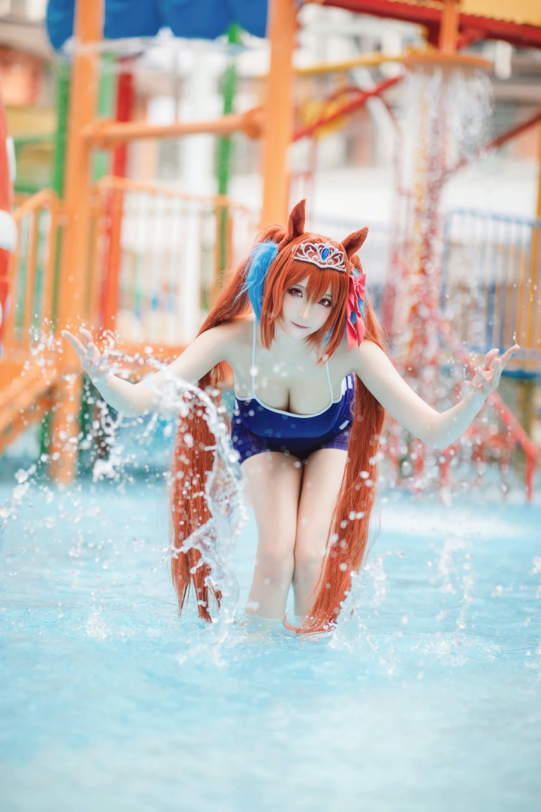 瓜希酱《赛马娘大和赤骥》主题写真：30张全套美图
