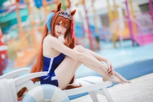瓜希酱《赛马娘大和赤骥》主题写真：30张全套美图