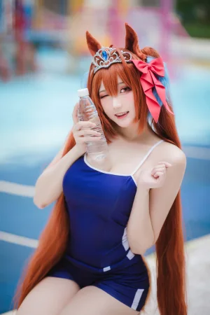 瓜希酱《赛马娘大和赤骥》主题写真：30张全套美图