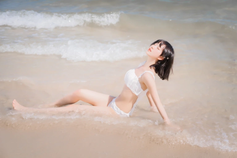 木棉棉《焦糖白》主题写真：38张全套美图