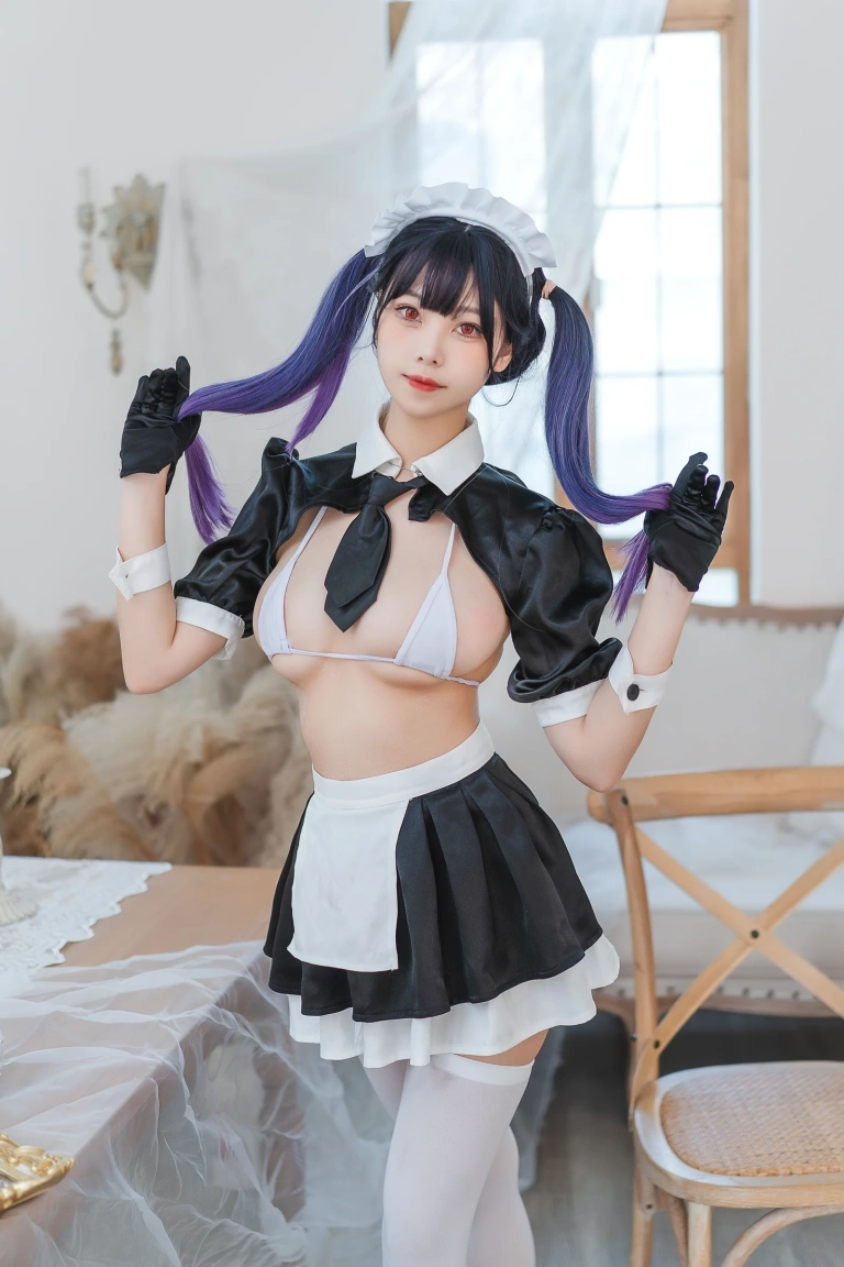 蜜汁猫裘《工作女仆》主题写真：50张全套美图，含3个视频