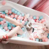 面饼仙儿《伊莉亚》主题写真：14张全套美图
