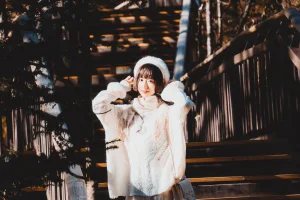 木棉棉《海螺沟游记》主题写真：19张全套美图